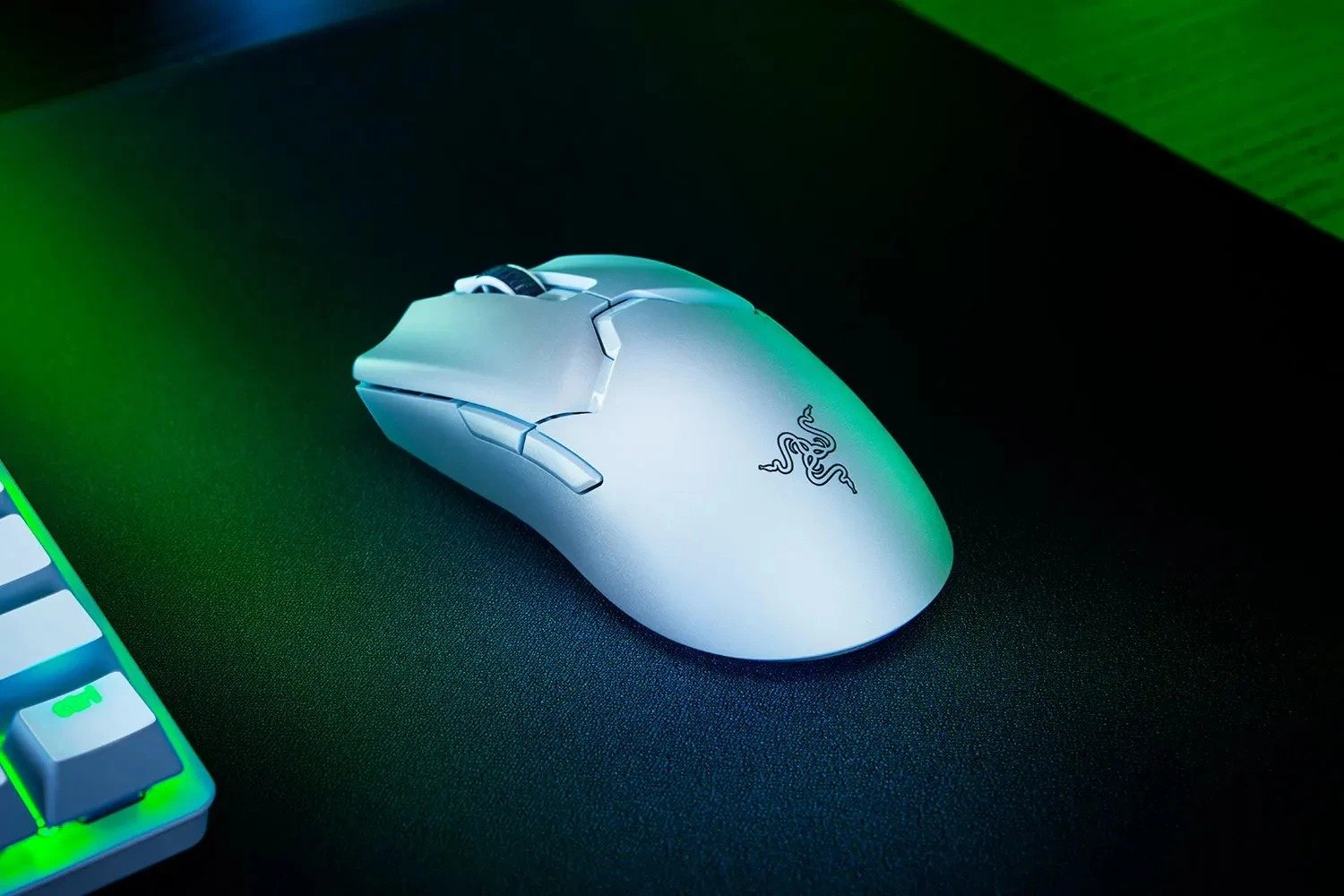Razer Viper V2 Pro Wireless Gaming Mouse (Open Box) - Image 2